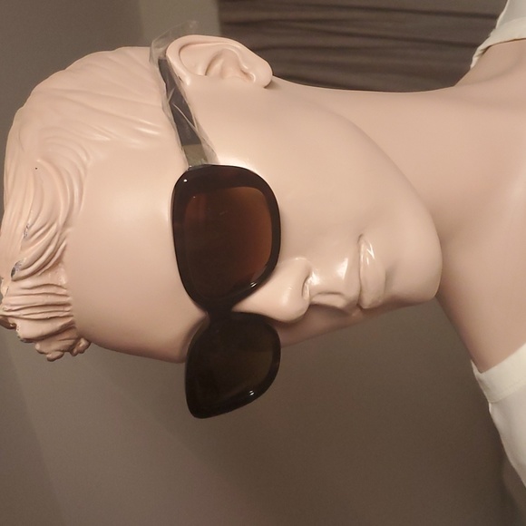 NEW Coach L1142 Signature Rectangle Sunglasses Choose one from 2 colors - Picture 4 of 12